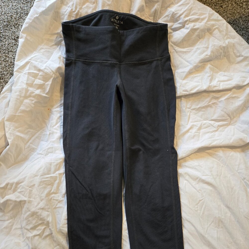 Athleta gray workout capris- size xs